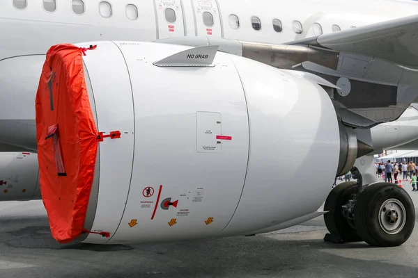 トルコ航空の飛行機のエンジン — ストック写真