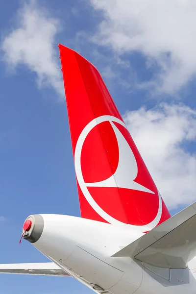 Самолет Turkish Airlines — стоковое фото