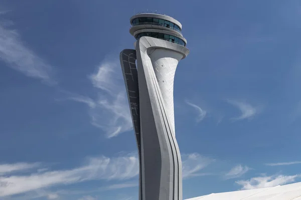 Tour de contrôle de la circulation aérienne du nouvel aéroport d'Istanbul — Photo