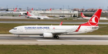 Uçak kalkış Havaalanı'ndan