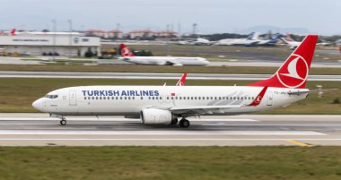 Uçak kalkış Havaalanı'ndan