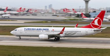 Uçak kalkış Havaalanı'ndan