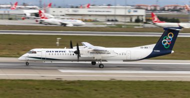 Uçak kalkış Havaalanı'ndan