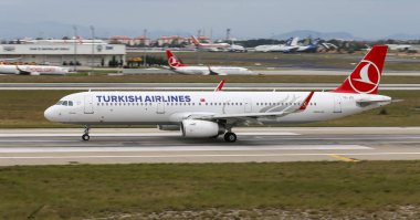 Uçak kalkış Havaalanı'ndan