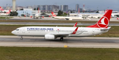 Uçak kalkış Havaalanı'ndan