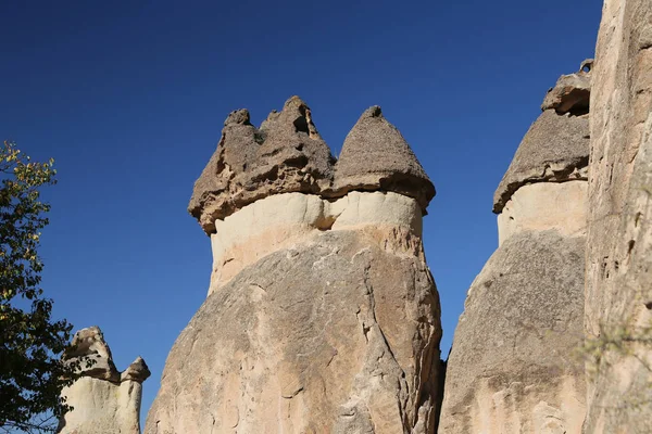 Formações rochosas em Pasabag Monks Valley, Capadócia, Nevsehir, T — Fotografia de Stock