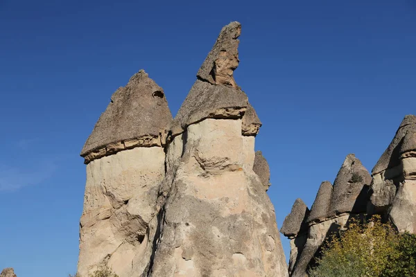 Formacje skalne w dolinie mnichów Pasabag, Kapadocja, Nevsehir, T — Zdjęcie stockowe