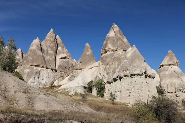 Rock Formations in Love Valley, Cappadocia, Nevsehir, Turkki — kuvapankkivalokuva