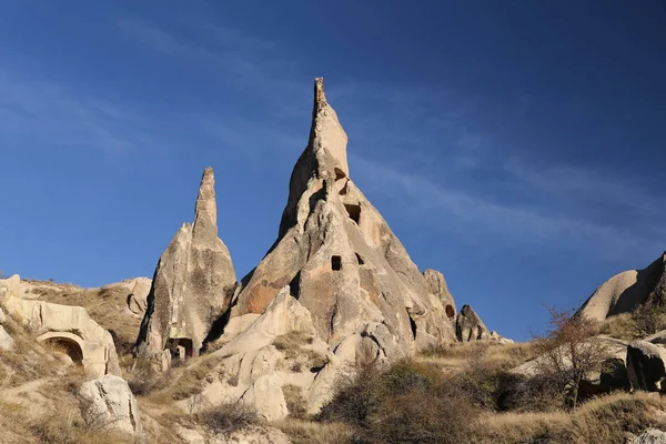 Formacje skalne w Kapadocji, Nevsehir, Turcja — Zdjęcie stockowe