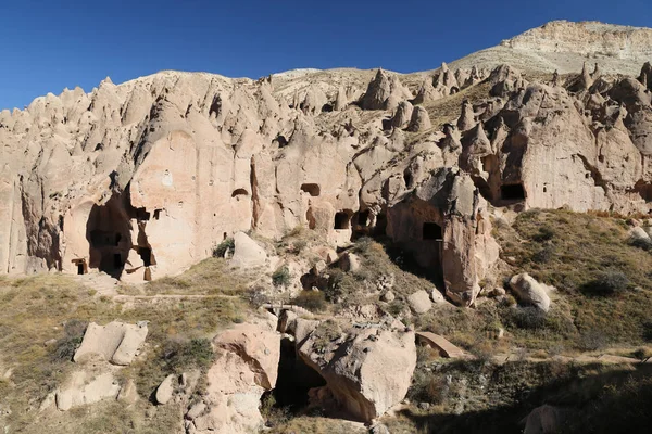 Sziklaalakzatok a Zelve Valley, Cappadocia, Nevsehir, Törökország — Stock Fotó