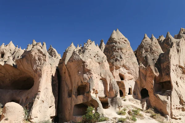 Formacje skalne w dolinie Zelve, Kapadocja, Nevsehir, Turcja — Zdjęcie stockowe