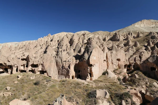 Sziklaalakzatok a Zelve Valley, Cappadocia, Nevsehir, Törökország — Stock Fotó