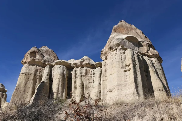 Klippformationer i Love Valley, Kappadokien, Nevsehir, Turkiet — Stockfoto