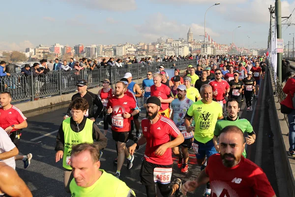 40 ans. Marathon d'Istanbul — Photo