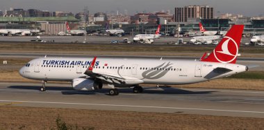 Uçak kalkış Havaalanı'ndan