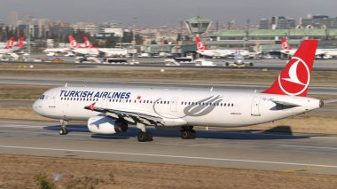 Uçak kalkış Havaalanı'ndan