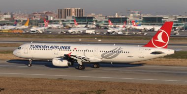 Uçak kalkış Havaalanı'ndan