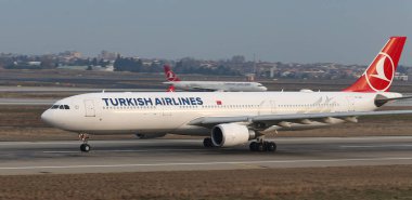 Uçak kalkış Havaalanı'ndan