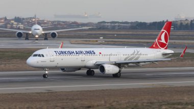 Uçak kalkış Havaalanı'ndan