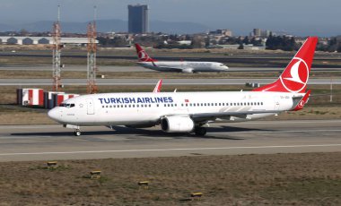 Uçak kalkış Havaalanı'ndan