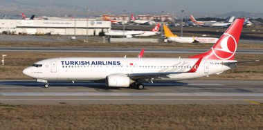 Uçak kalkış Havaalanı'ndan