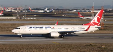 Uçak kalkış Havaalanı'ndan