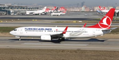 Uçak kalkış Havaalanı'ndan