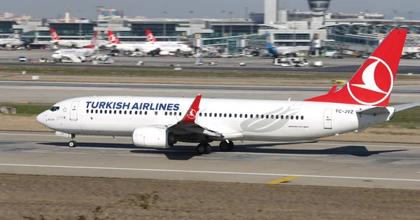 Uçak kalkış Havaalanı'ndan