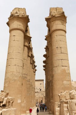 Luxor Tapınağı'ndaki sütunlar, Luxor, Mısır