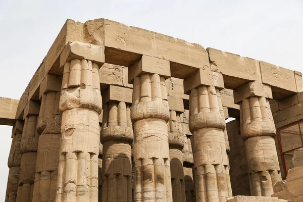 Säulen in Luxor Tempel, Luxor, Ägypten — Stockfoto