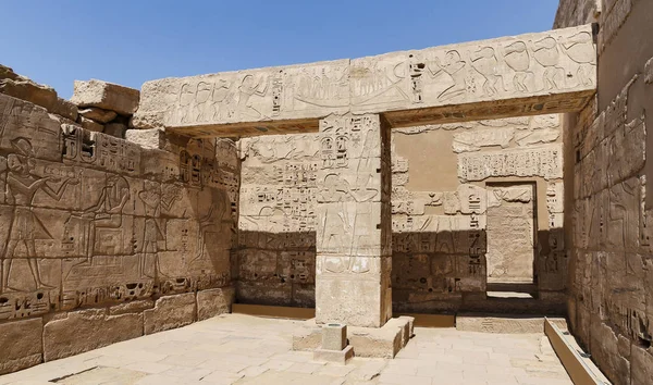 룩 소 르, 이집트에서 Medinet Habu 사원 — 스톡 사진