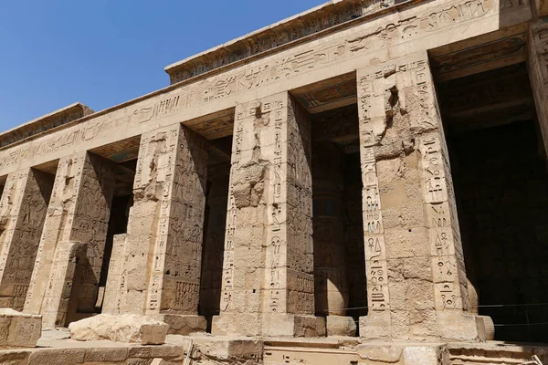 Medinet habu chrám v Luxoru, egypt — Stock fotografie