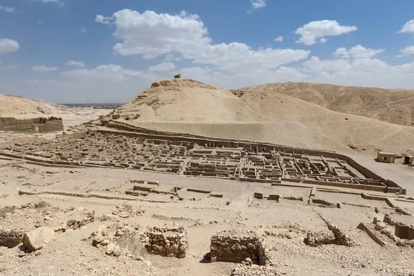 Pueblo de Deir el-Medina en Luxor, Egipto —  Fotos de Stock