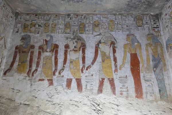 Tumba en Valle de los Reyes, Luxor, Egipto — Foto de Stock