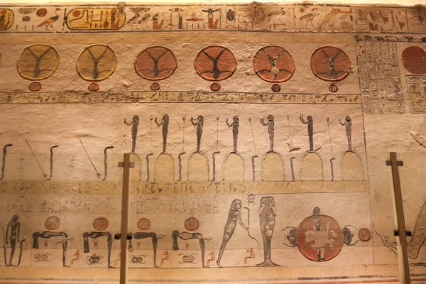 Graftombe in de vallei der koningen, Luxor, Egypte — Stockfoto