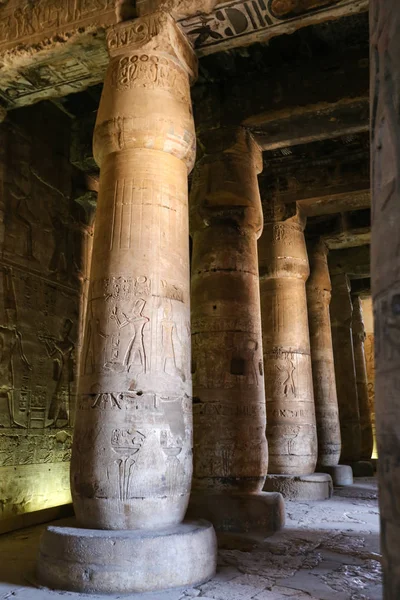 Kolumny w Abydos Temple, Madfuna, Egipt — Zdjęcie stockowe