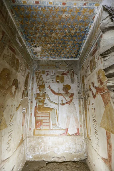 Escena del templo de Abydos en Madfuna, Egipto — Foto de Stock