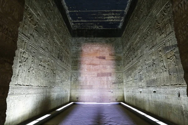 Room In Denderah Temple, Qena, Egipt — Zdjęcie stockowe