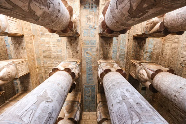 Columns in Denderah Temple, Qena, Egypt — Stock Photo, Image