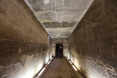 Oda: Abydos Tapınağı, Madfuna, Mısır