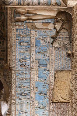 Denderah Tapınağı sahnesi, Qena, Mısır