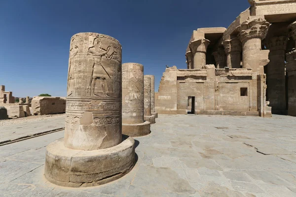 Coluna em Templo de Kom Ombo, Assuão, Egito — Fotografia de Stock