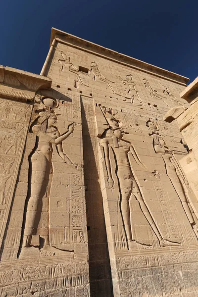 Escena en el templo de Philae, Asuán, Egipto —  Fotos de Stock