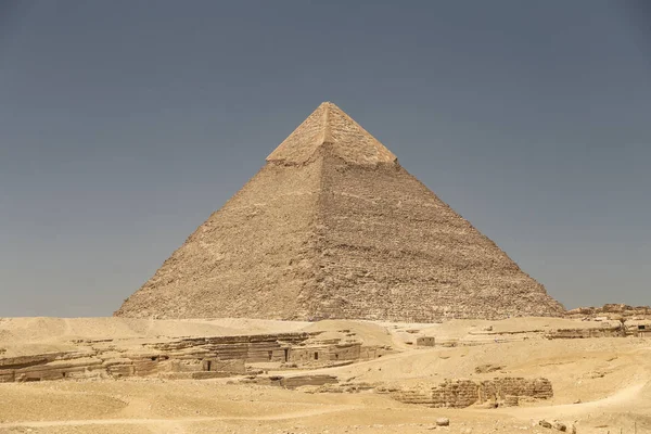 Pirâmide de Khafre no complexo da pirâmide de Giza, Cairo, Egipto — Fotografia de Stock