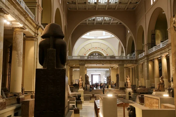 Gesamtansicht des ägyptischen Museums in Kairo, Ägypten — Stockfoto