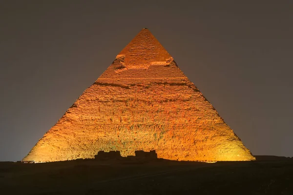 Pirámide de Khafre en El Cairo, Egipto — Foto de Stock