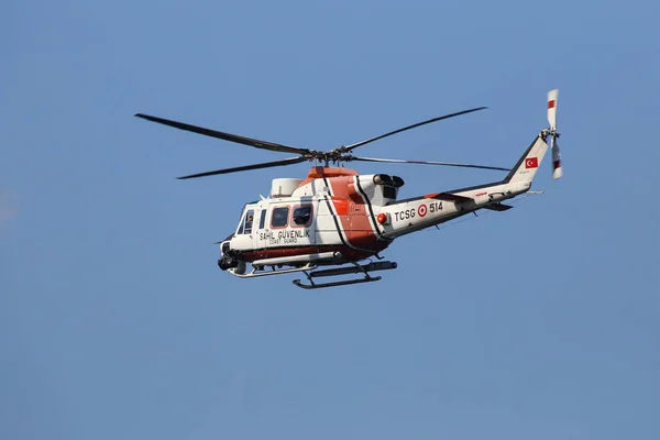 Turkse kustwacht helikopter — Stockfoto