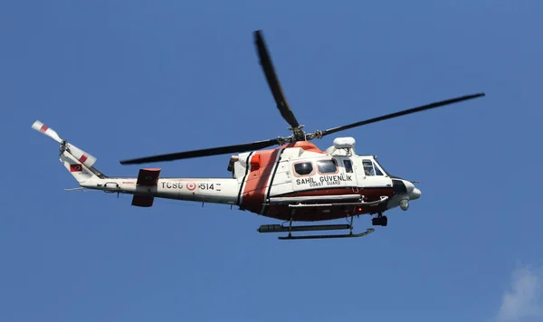 Turkse kustwacht helikopter — Stockfoto