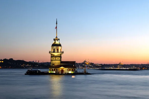 Torre delle fanciulle in Istanbul, Turchia — Foto Stock