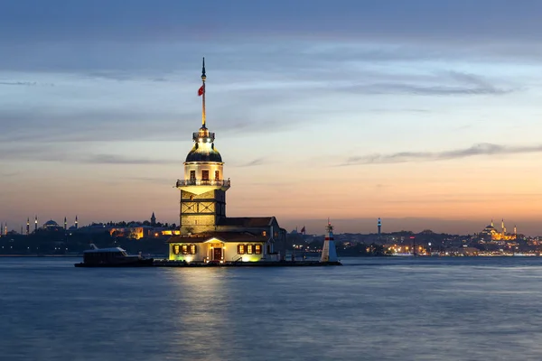 Jungfrur Tower i istanbul, Turkiet — Stockfoto